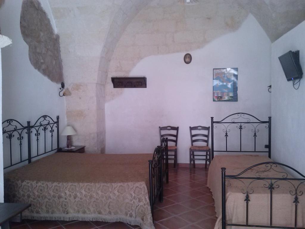 Masseria San Paolo Bed & Breakfast Salice Salentino Bilik gambar